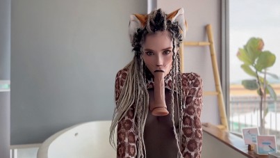 Sweetie Fox'S Wild Hunt For Anal Pleasure And Cumshot Delight's Cam show and profile