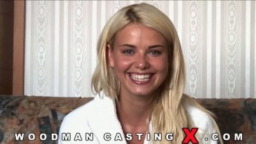Blonde Teen Caylian Curtis Shows Off Her Big Tits and Shaved Pussy in a Sizzling Casting Session