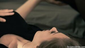 Sensual Strap-On Seduction: Intense Pussy Licking and Lesbian Pleasure