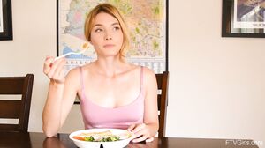 Quinn's Solo Playtime: Intense Masturbation with Toys
