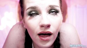 Brunette Beauty Delivers Hardcore Lollipop Action