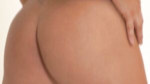 MILF Jenna Presley's Hardcore Blowjob Experience