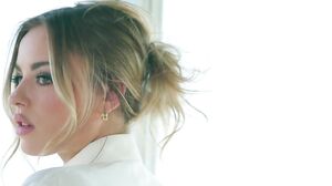 Caged Beauty Unleashed: Anal Domination And Deepthroat Delight's Cam show and profile