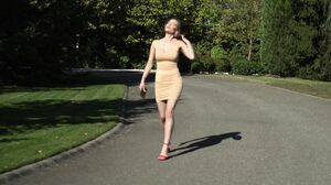 Sultry MILF Subil Arch'S Hardcore Footjob Adventure's Cam show and profile