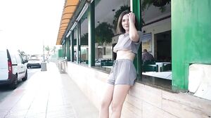 Sneaky Underboob Flash In Public Shopping Spree's Cam show and profile