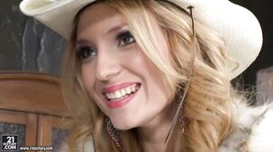 Wild Wild DP: Nataly Von'S Intense Anal Adventure's Cam show and profile