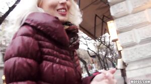 Blonde MILF Lynna Nilsson'S Sensual DJ Booth Blowjob's Cam show and profile