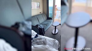 Hardcore Boat Adventure: Deep Throat and Cumshot Finale