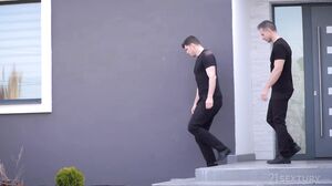 Unexpected Company: Hardcore DP With Alexa Flexy's Cam show and profile