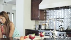 Savoring The Mature Delights Of Alison Star's Cam show and profile