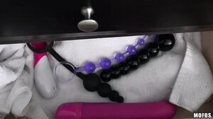 Intense POV Anal Adventure With A Butt Plug Collection's Cam show and profile