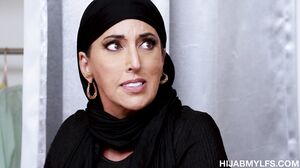 Hijab MILF'S Intense Hardcore Blowjob Session's Cam show and profile