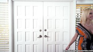 Teen Tutoring Turns Into A Hardcore Blowjob Session's Cam show and profile