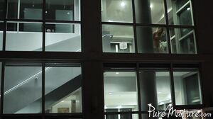 Sultry MILF Nicole Aniston'S Hardcore Nighttime Adventure's Cam show and profile