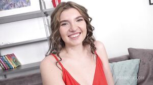 First Time DP: Lipsi'S Big Ass Takes Double Penetration's Cam show and profile