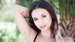 Deepthroat Delight: Hailey Rose'S Intense Blowjob Finale's Cam show and profile