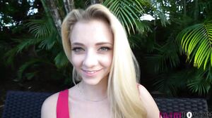 Blonde Teen Riley Star Craves Hardcore Domination's Cam show and profile