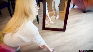 Blonde Bombshell River Lynn's Hardcore Cum River