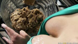 Hardcore MILF Action: Ace in Her Hole