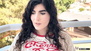 Teen Sensation Nikki Slick Delivers a Hardcore Blowjob