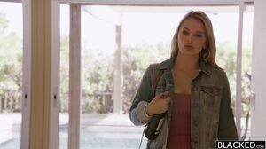 Sloan Harper'S Interracial Adventure Ends In A Spectacular Cumshot's Cam show and profile
