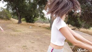 Hiking Influencers Eliza Ibarra and Mackenzie Moss Explore Each Other's Trails