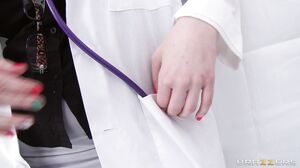Busty MILF Siri's Hardcore Experiment in the Doctor's Office