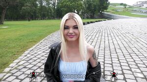Blonde Luna Wolf's Wild Casting: Intense POV Blowjob, Hardcore Anal and Explosive Cumshots