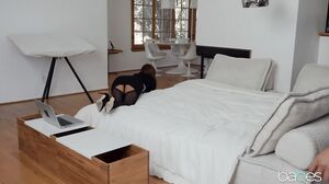 Vanna Bardot's Relentless Redhead Blowjob Ecstasy