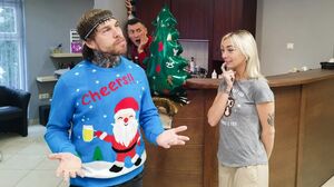 Boyfriend Catches Blonde Chloe Cheating on Christmas