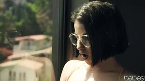 Vacation Lesbians Indulge in Steamy Fingering and Pussy Licking Encounter