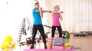 Intimate Workout: Personal Trainer's Hardcore Session with Blowjob and Pussy Licking