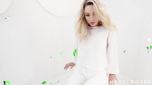 POV Deepthroat Blowjob and Intense Cumshot Pound with Isabelle