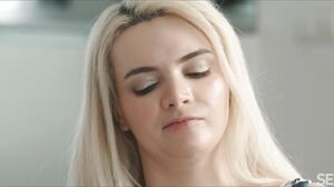 Kawaii and Candle's Steamy Lesbian Fingering and Pussy Licking Tease
