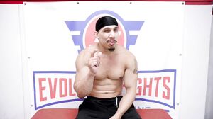 Shay Fox Battles Puerto Rock in Intense Evolved Fights Rematch