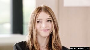 Petite Daddy's Girl's Sizzling First Blacked Encounter