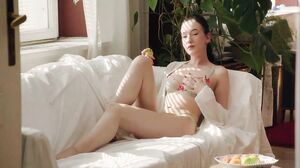Britney, Dutch & Sarah Heizel: Wild Lesbian Anal Licking and Pussy Feast