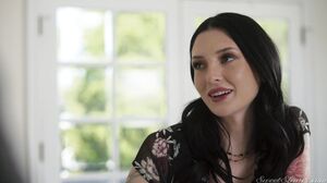 Prowling MILF Melissa Stratton Delivers Intense Hardcore Blowjob