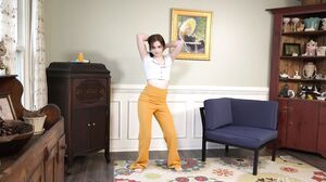 Reese Robbins Goes Solo: Finger Play and Intense Masturbation