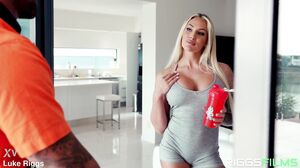 Busty Toned Blonde Gets Her Tight Ass Trained by Her Personal Trainer