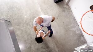 Tiny Girlfriend Gets Twisted Into Crazy Positions by JMac