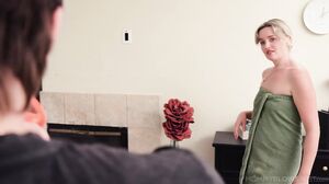 Steamy Blonde MILF Delivers Mind-Blowing POV Blowjob