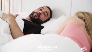 Steamy Siesta: Blonde Bombshell Turns a Lazy Afternoon into a Sizzling Blowjob Session