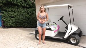 Sultry Jayla De Angelis Takes Her Pleasure Into Her Own Hands