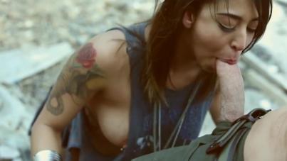 Hipster Hotties in a Wild Outdoor Threesome with Deepthroat and Creampie Action