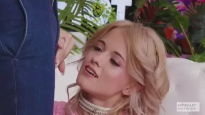 Intense HookUpHotShot Hookup: Nichole's Rough Deepthroat and Cum-Faced Frenzy