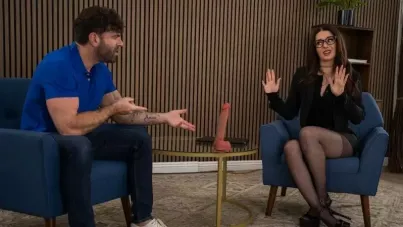 Maddie Wren's Steamy Family Roleplay: Deepthroat Whore Psychology with Big Ass and Small Tits