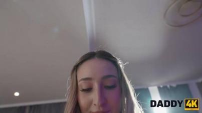 Natural Born Kissers: Daddy's Taboo Deepthroat, Missionary Squirt & Face Cum Explosion