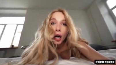 Carla Cute's Deepthroat Delight Turns into Intense Anal Family Therapy