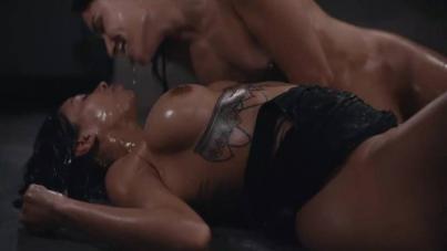 Paras*ted Redhead and Brunette Lock Lips in a Twisted Threesome of Horror Lust